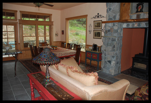Livingroom - view 2
